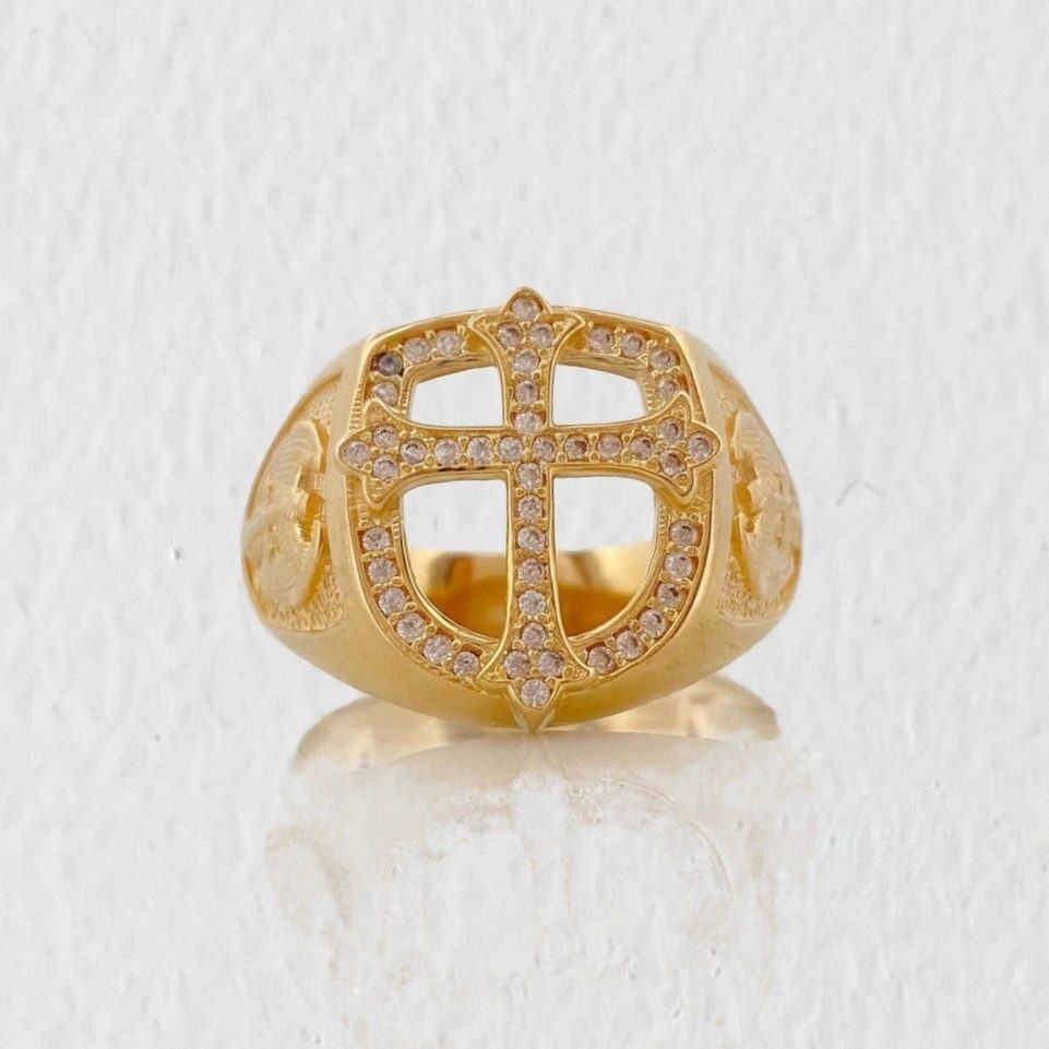 Anillo Escudo Cruz 7.75g / T9 3/4 Oro Amarillo 18K